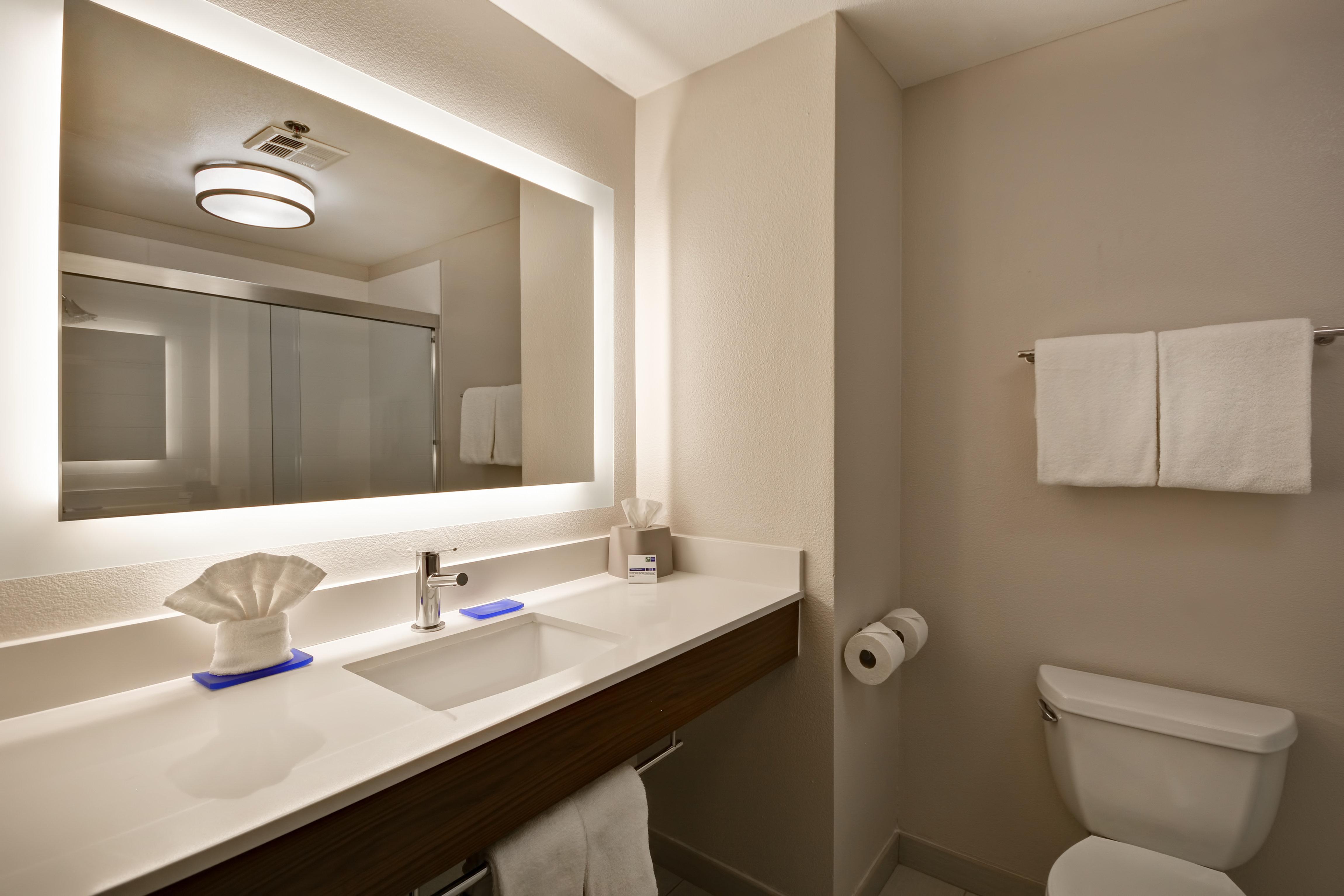 Express River Park Highway 41 By Ihg 3*