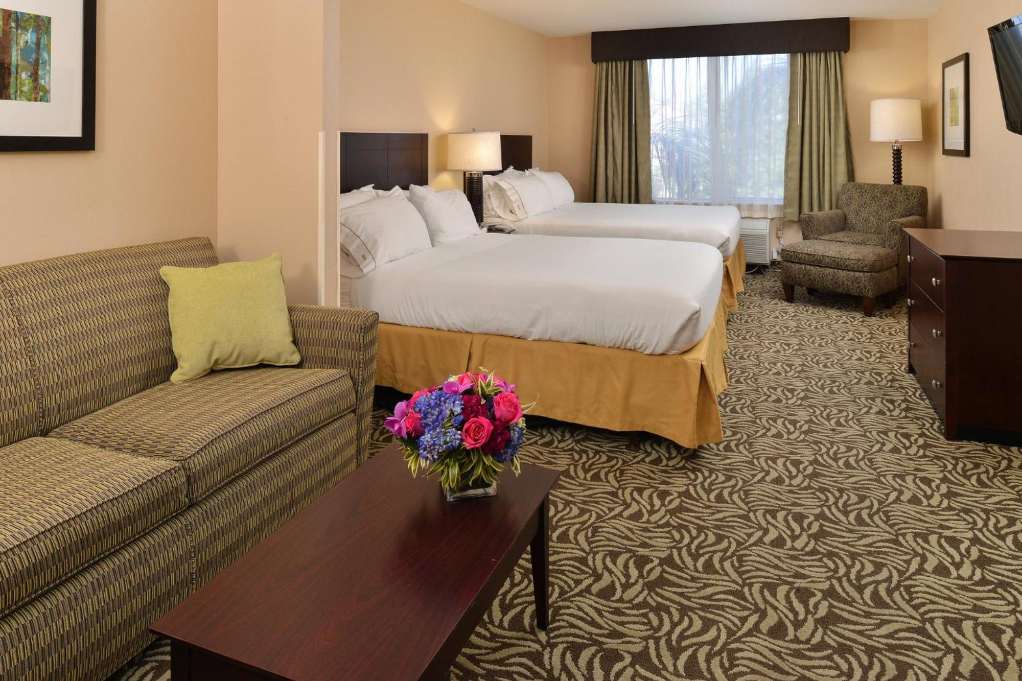 Hotel Express River Park Highway 41 By Ihg Fresno