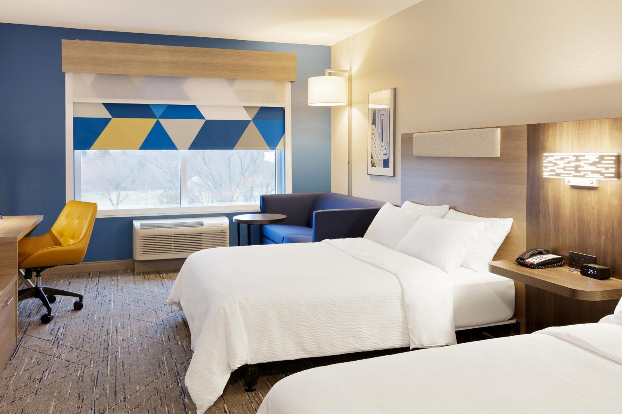 Express River Park Highway 41 By Ihg Fresno
