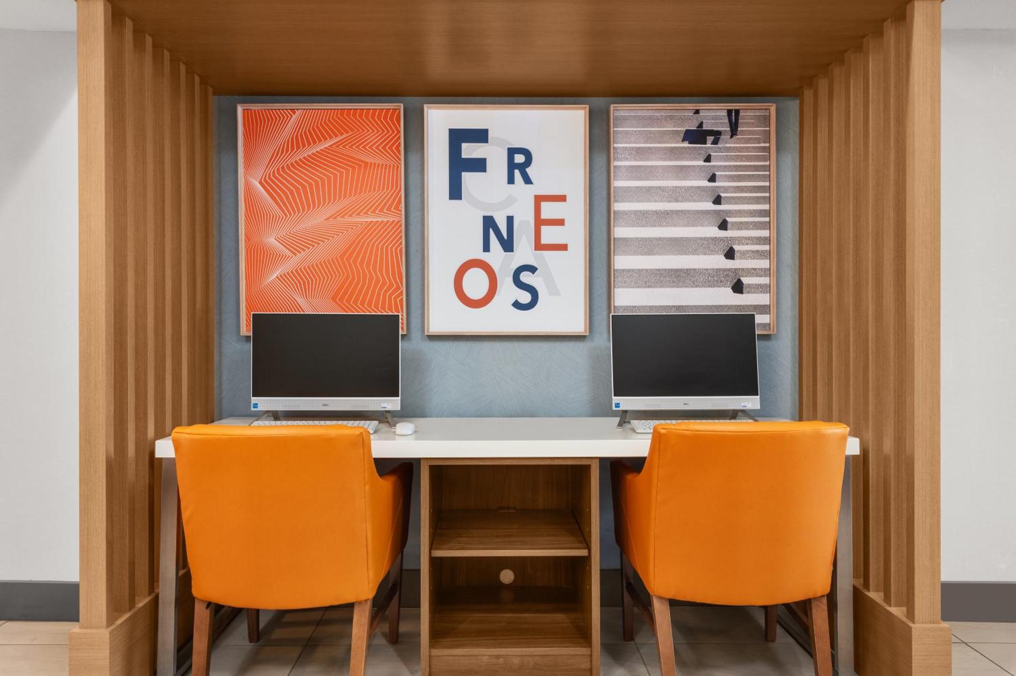 Express River Park Highway 41 By Ihg 3* Fresno