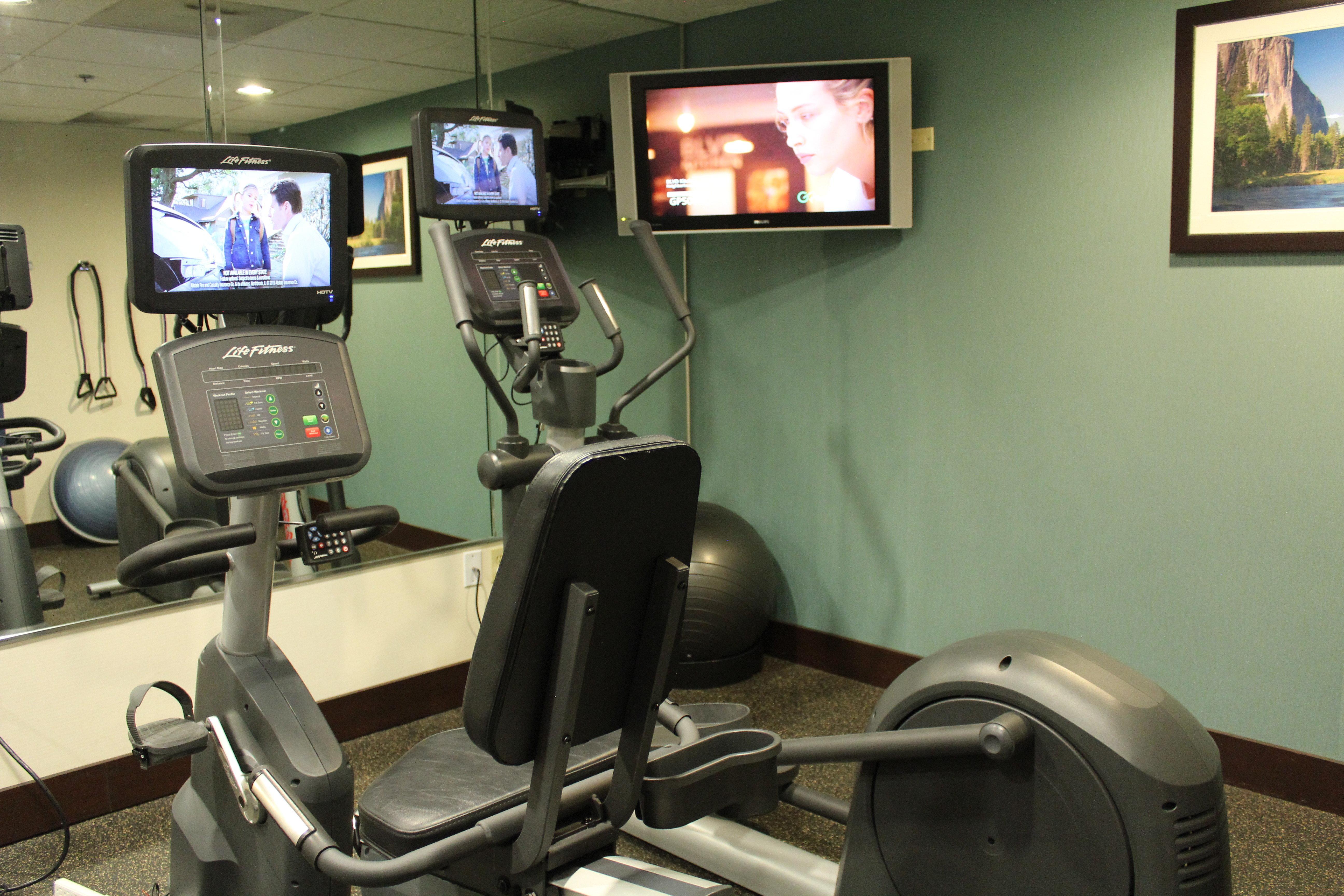 Hotel Holiday Express River Park Highway 41 By Ihg 3*