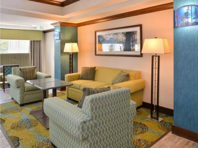 Express River Park Highway 41 By Ihg 3*