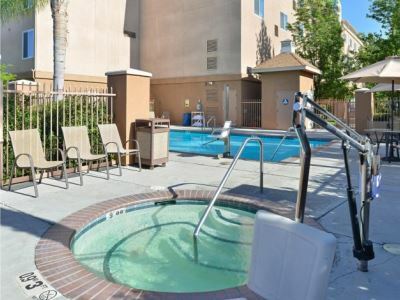 Express River Park Highway 41 By Ihg 3*